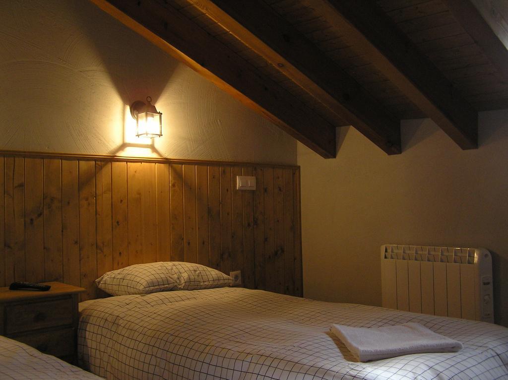 Hostal Rural Las Cuatro Calles San Martín del Pimpollar Εξωτερικό φωτογραφία