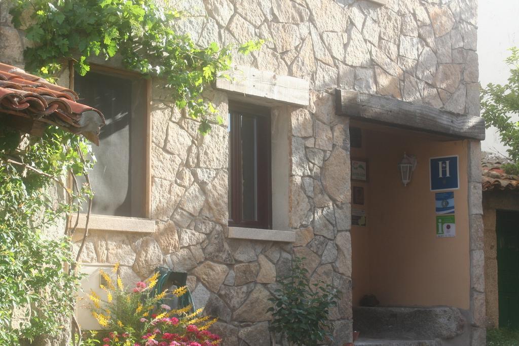 Hostal Rural Las Cuatro Calles San Martín del Pimpollar Εξωτερικό φωτογραφία